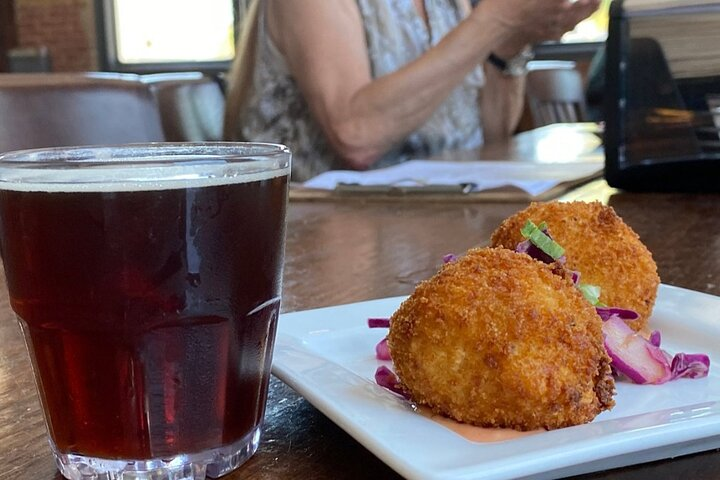 Pubs and Grub Tour on Galveston Island - Photo 1 of 3